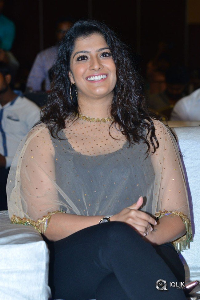 Varalaxmi-Sarathkumar-at-Pandem-Kodi-2-Prerelease-Event-Photos